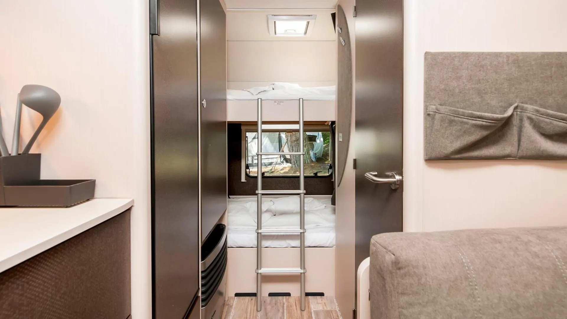 Bauer Caravan In Fkk Camping Solaris Poreč 0*,