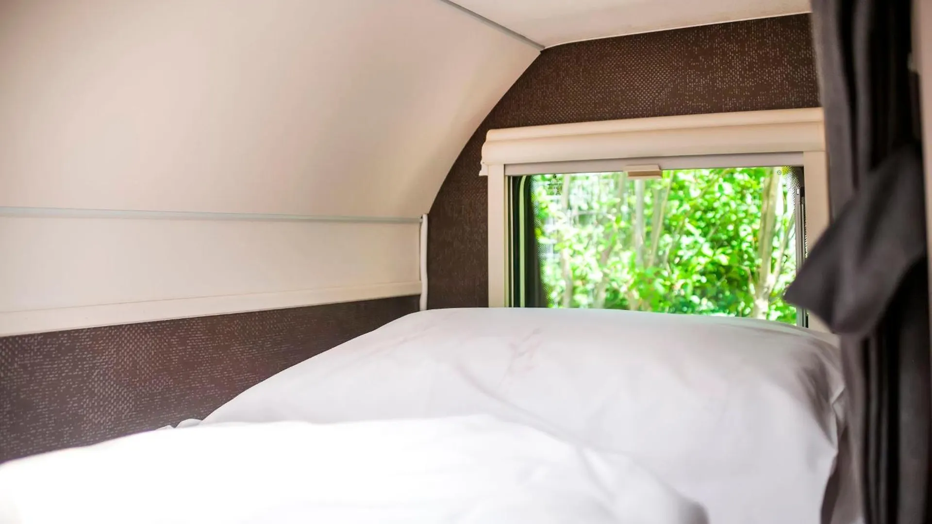 Kemping Bauer Caravan In Fkk Camping Solaris Poreč